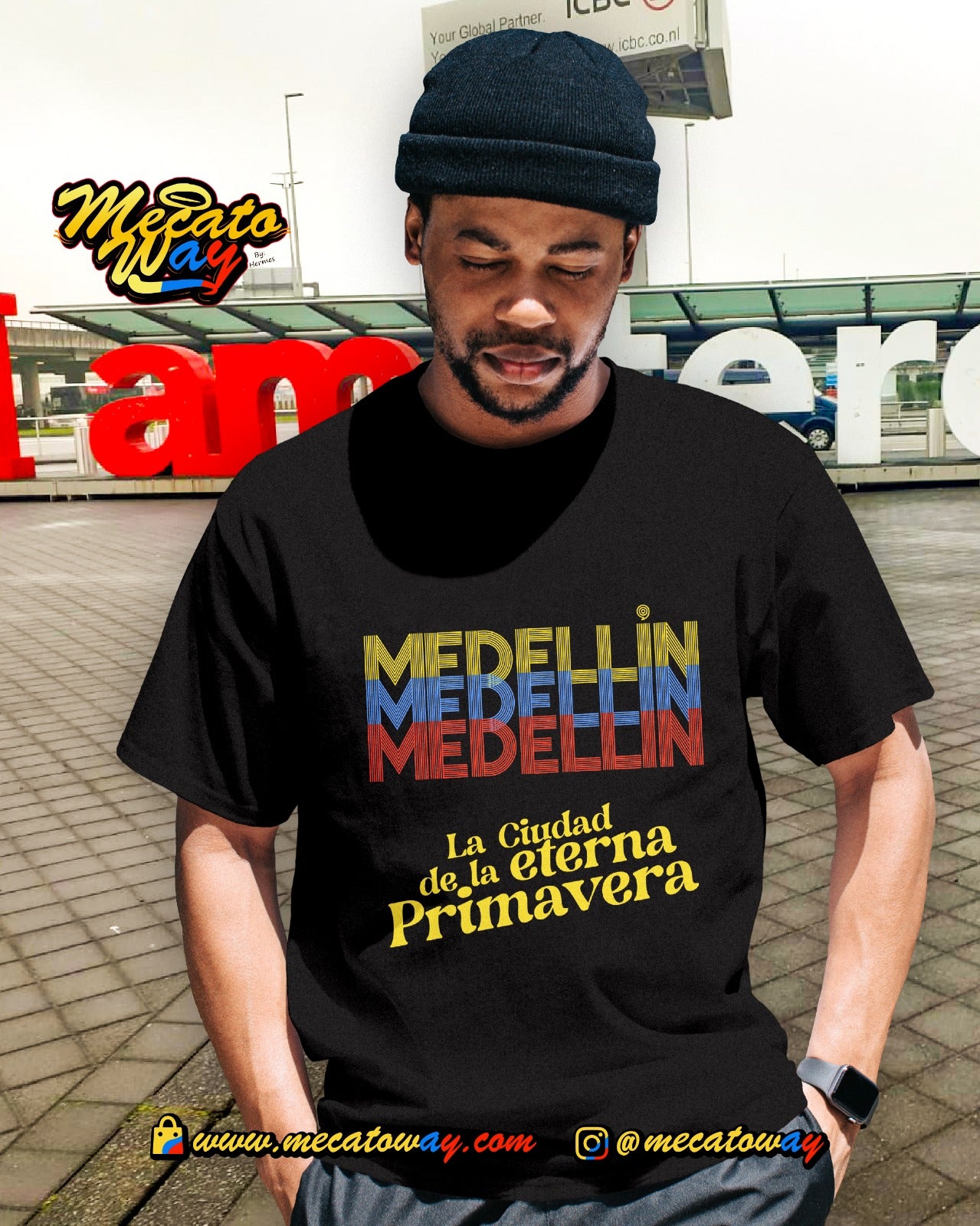 Medallo black and white T-shirts